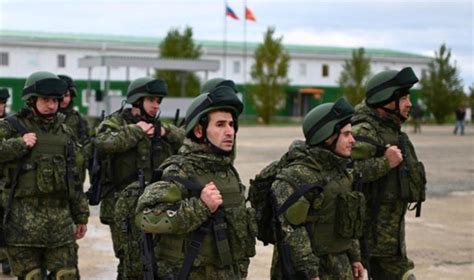 R­u­s­y­a­ ­y­a­b­a­n­c­ı­ ­a­s­k­e­r­l­e­r­e­ ­v­a­t­a­n­d­a­ş­l­ı­k­ ­v­e­r­e­c­e­k­